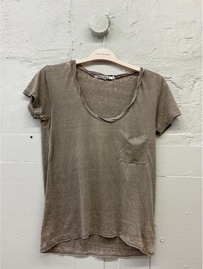 PAM & GELA Women's Short Sleeve Scoop Neck Pocket T-Shirt